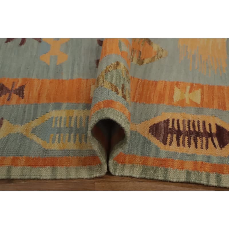 Hand Woven Southwestern Wool Blue Geometric Area Rug - 8' 11'' X 5' 8''