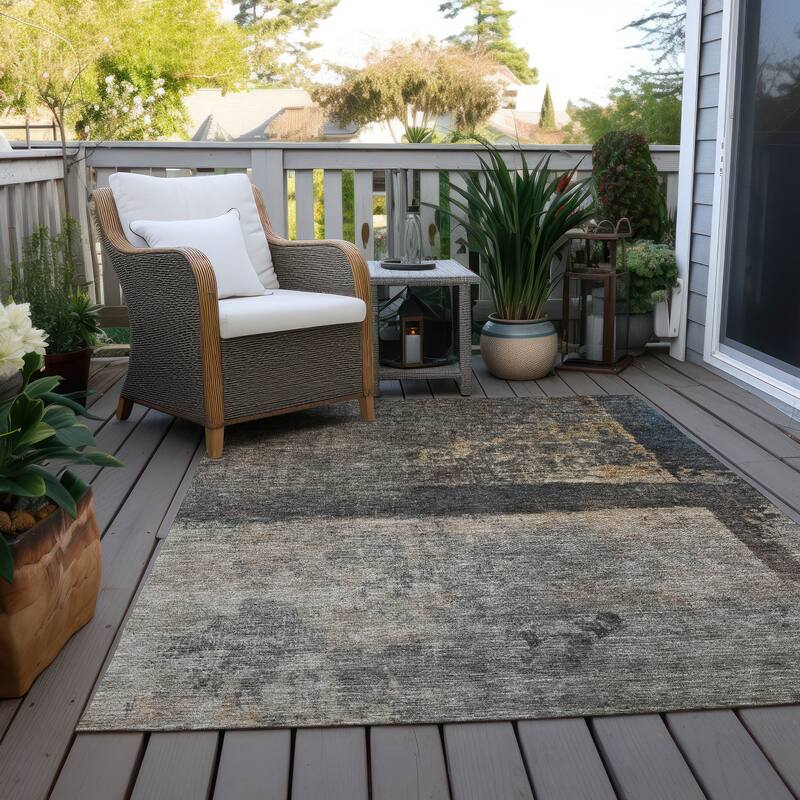 Machine Washable Indoor/ Outdoor Abstract Contemporary Chantille Rug