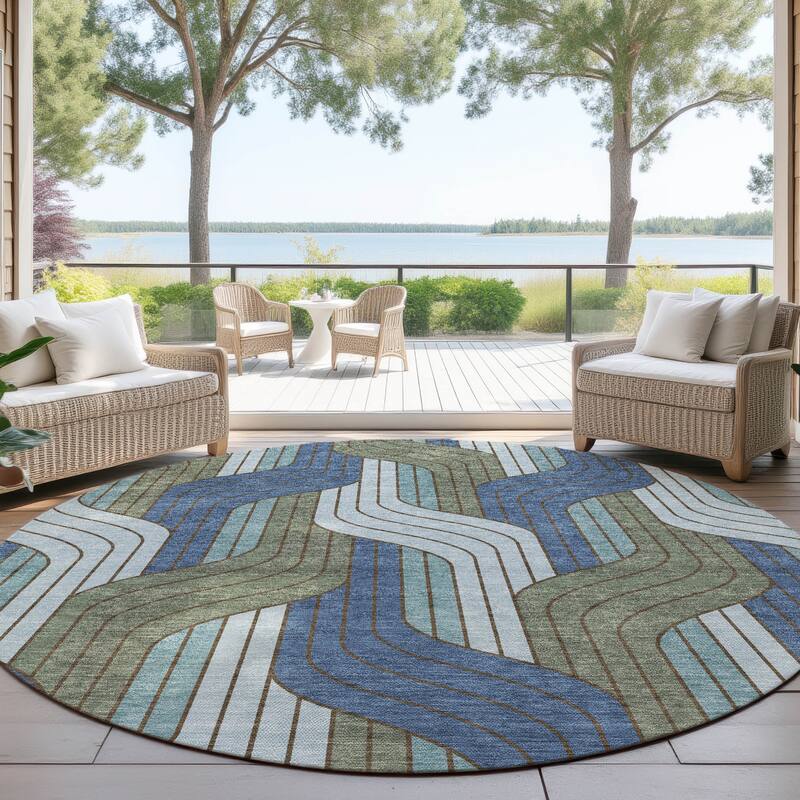 Machine Washable Indoor/ Outdoor Modern Pathway Chantille Rug - Navy - 8' x 8'
