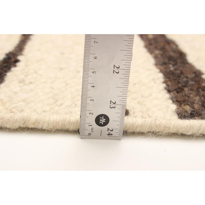 ECARPETGALLERY Hand-knotted Tangier Cream Wool Rug - 4'11 x 8'0