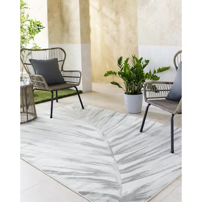 Livabliss Roma Tropical Area Rug