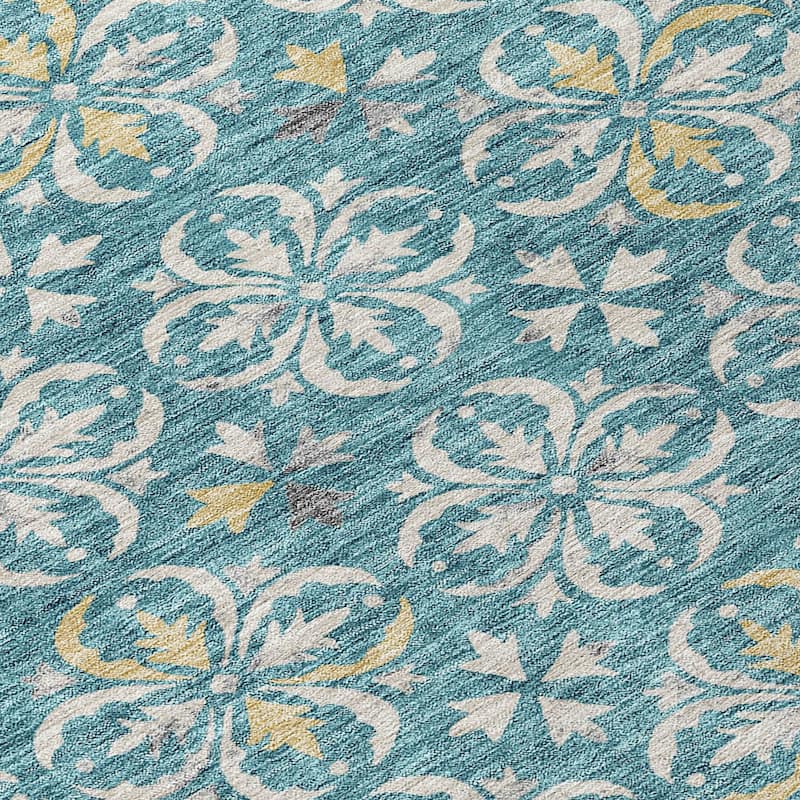 Machine Washable Indoor/ Outdoor Chantille Traditional Medallion Rug