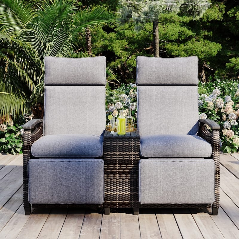 Patio Lounge Chair Set with Acacia Wood Armrests and Built-in Storage Table for Balcony