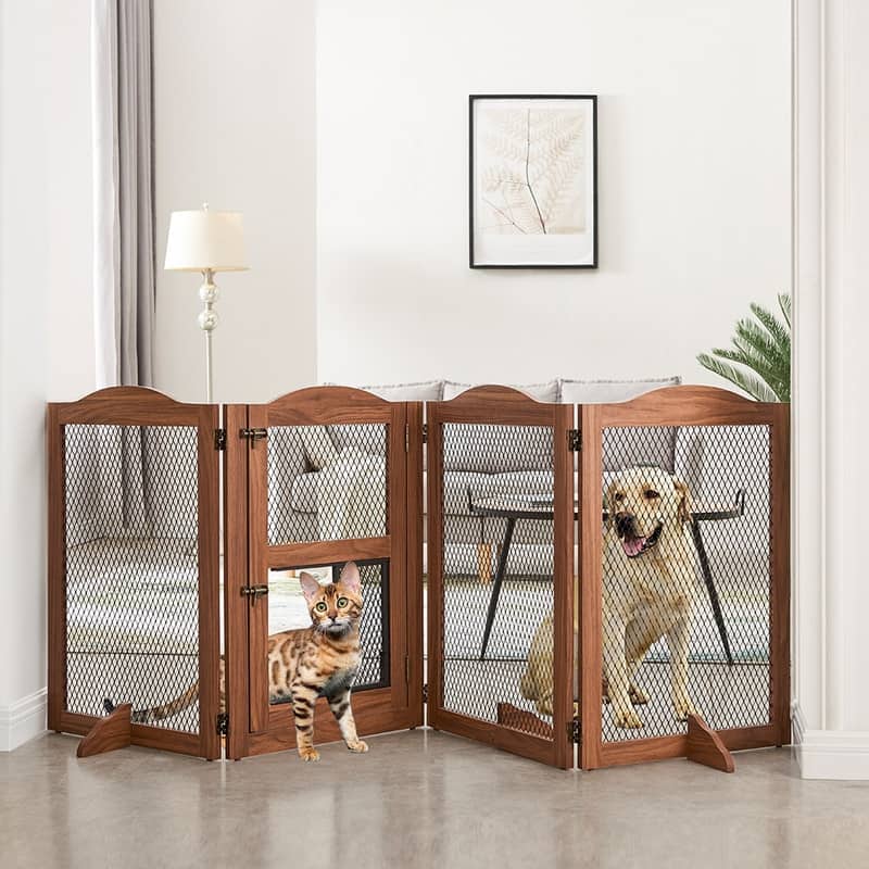 beeNbkks Freestanding Walk Through Pet Gate with Small Cat Door