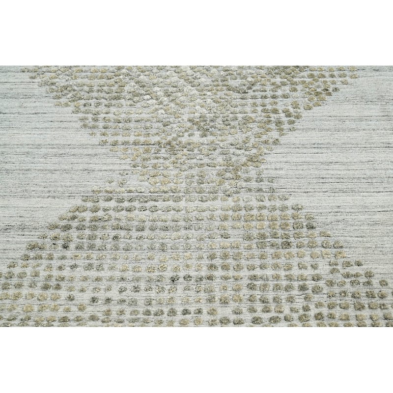 Hand Knotted Textured Gray Moss Tibetan Wool Modern Oriental Area Rug - 3' 11'' x 6'