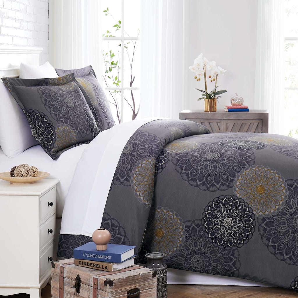 Midnight floral Down Alternative Comforter and Sham Set