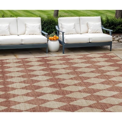 HomeRoots Geometric Transitional Rectangle Outdoor Rug