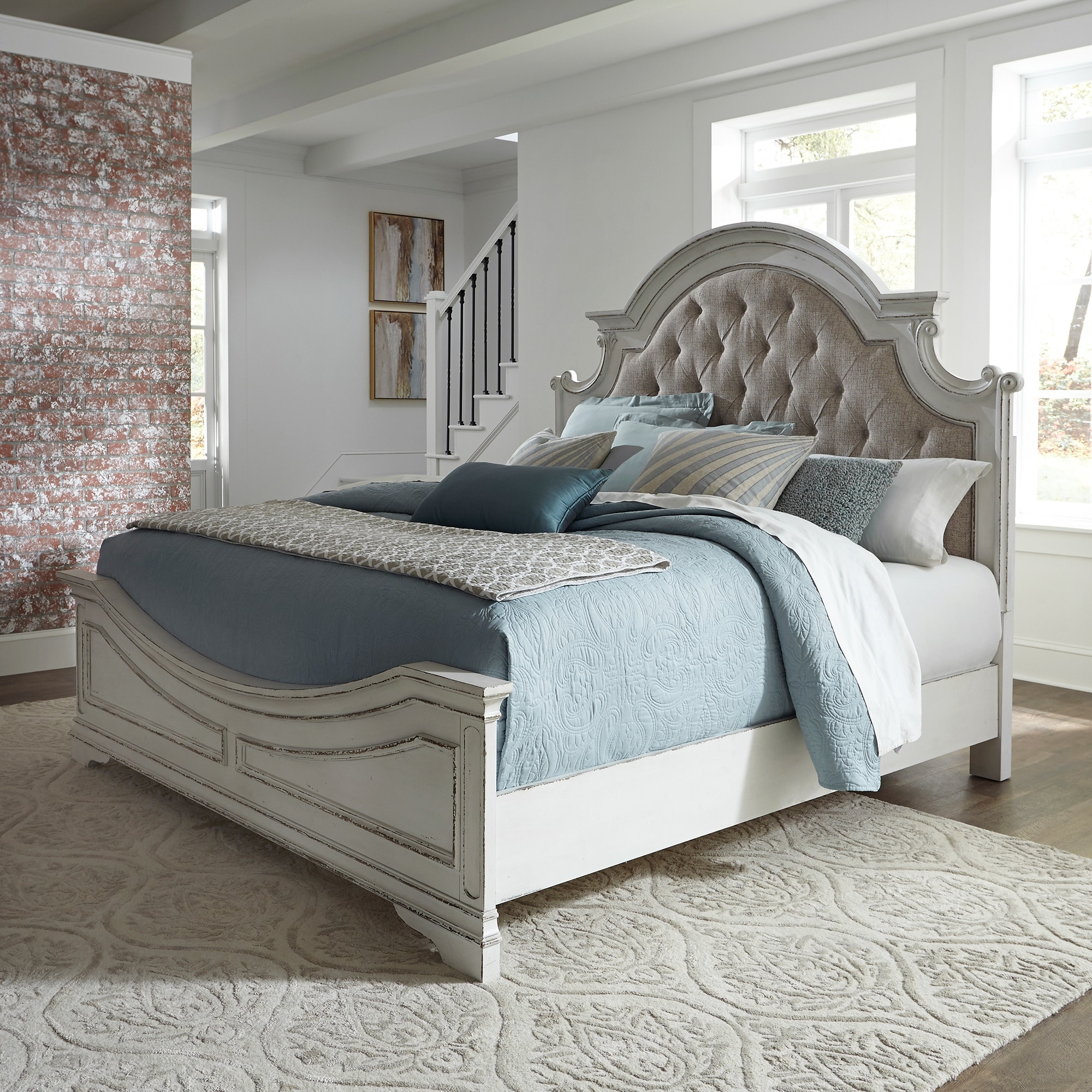 Magnolia manor antique top white bedroom set