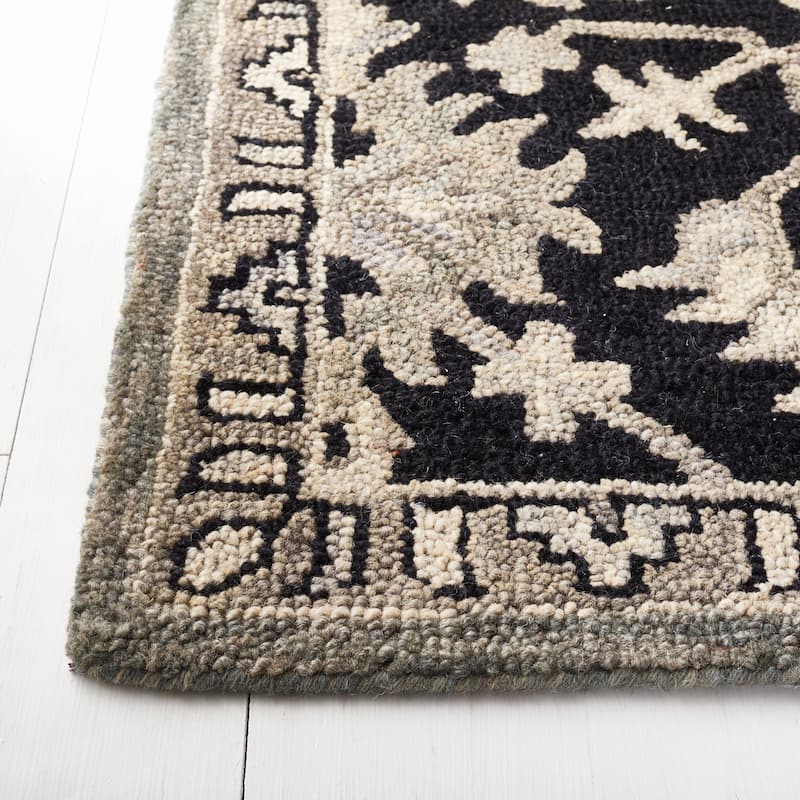SAFAVIEH Handmade Aspen Vitala Boho Wool Rug