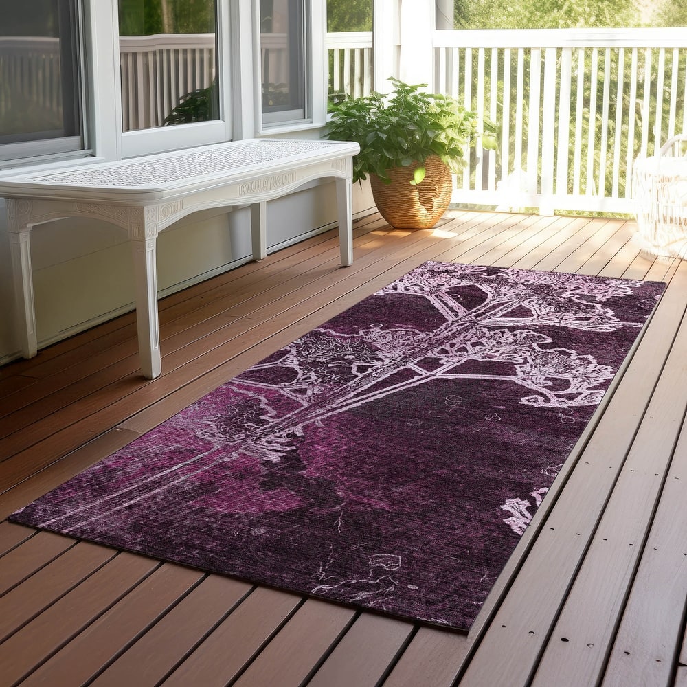 Machine Washable Indoor/ Outdoor Modern Floral Chantille Rug