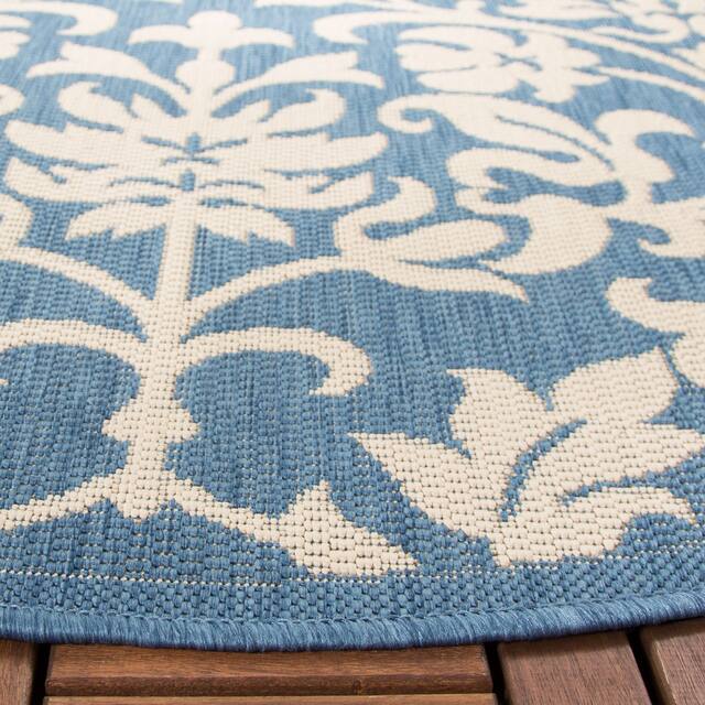 SAFAVIEH Courtyard Bettylou Indoor/ Outdoor Damask Area Rug