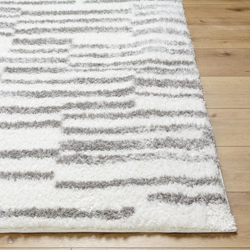 Livabliss Casual Cloudy Shag Graphic Area Rug