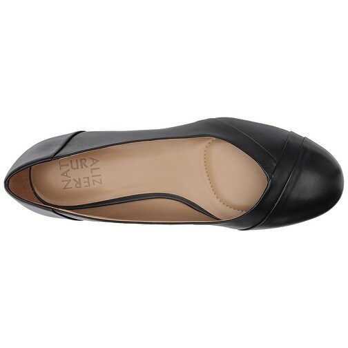 naturalizer women's gilly flat