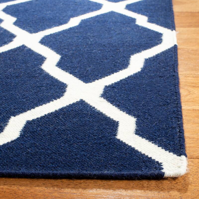 SAFAVIEH Handmade Flatweave Dhurries Chiang Modern Moroccan Wool Rug
