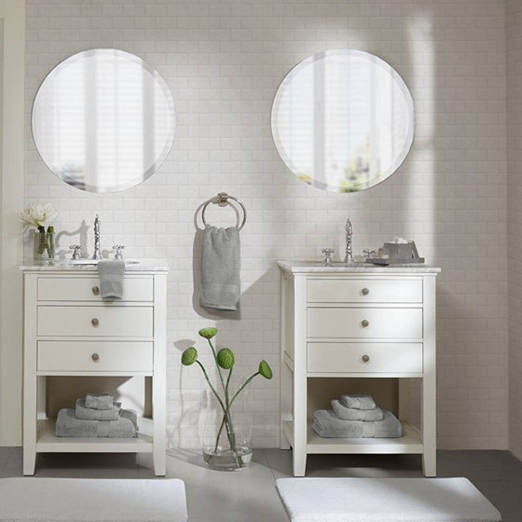 One hundred percent Cotton 8 Piece Antimicrobial Towel Set