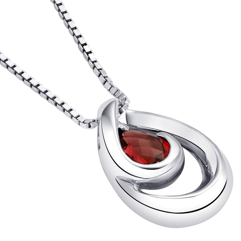 0.75 ct Garnet Pendant in Sterling Silver