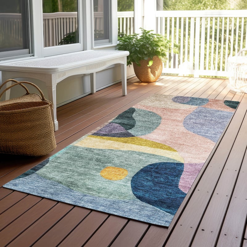 Machine Washable Indoor/ Outdoor Abstract Contemporary Chantille Rug