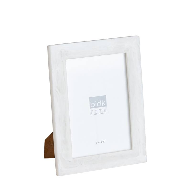 White Resin 5x7 Frame