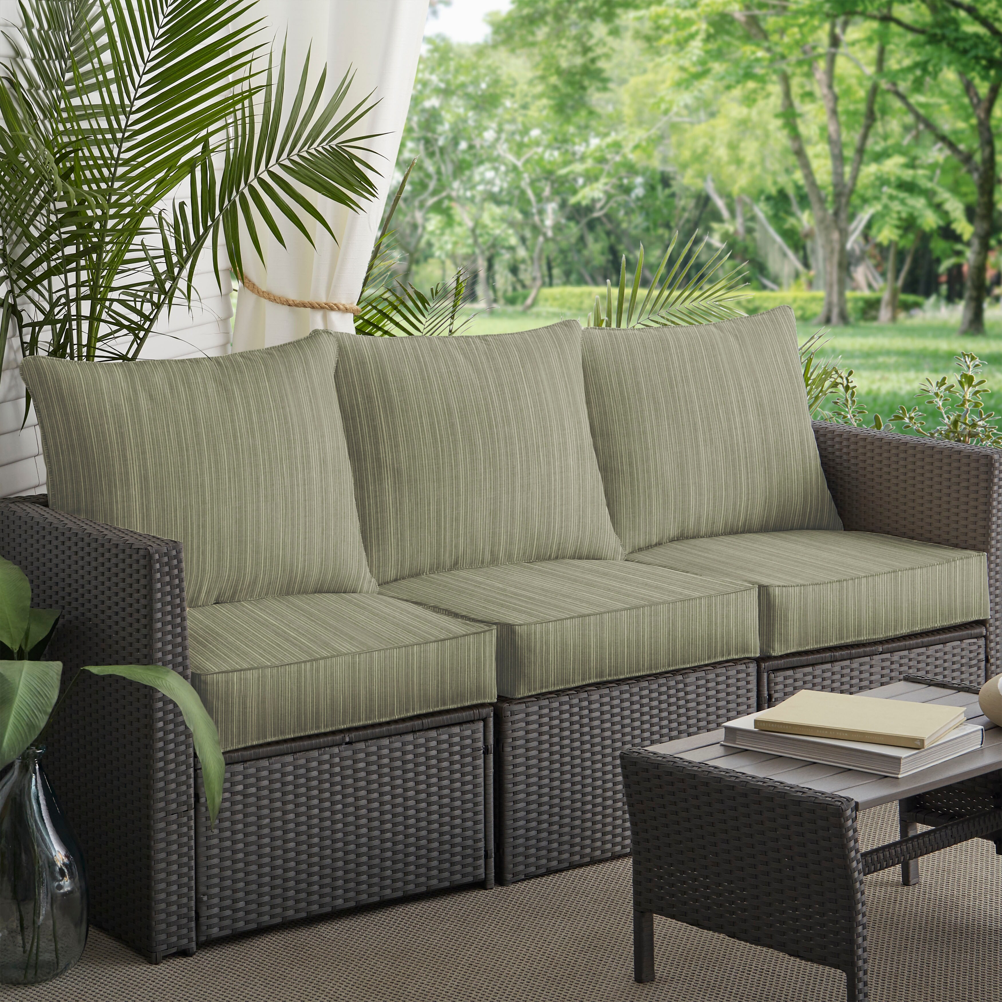 outdoor wicker sofa with sunbrella cushions