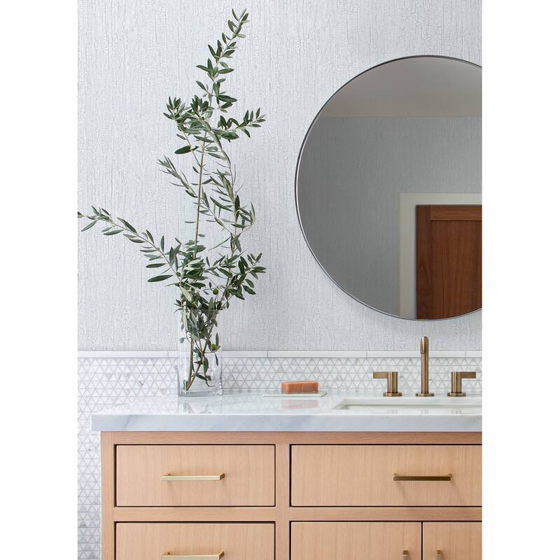 Advantage Ironbark Silver Textured Wallpaper