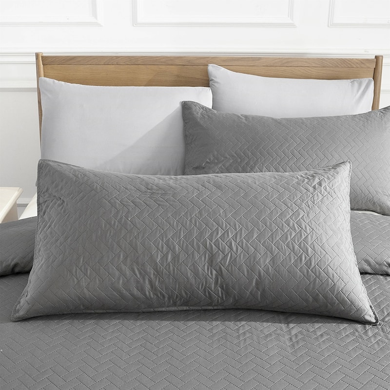 3-piece Fashionable Solid Embossed Quilt Set Bedspread Cover