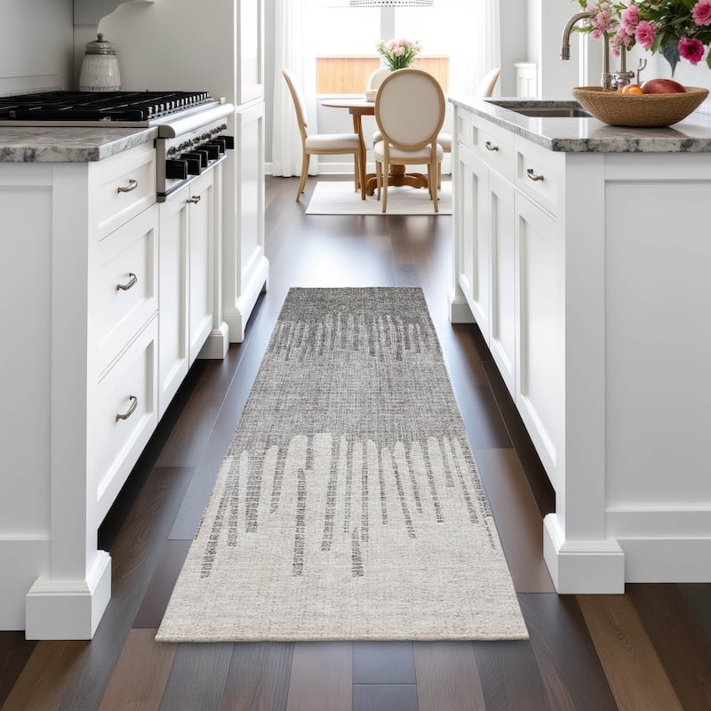 Machine Washable Indoor/Outdoor Modern Ombre Chantille Rug