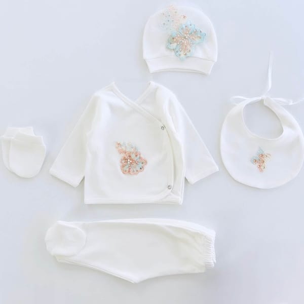 slide 1 of 1, Newborn Baby Girl Coming Home 3D Floral Outfit Set - 5 Pcs