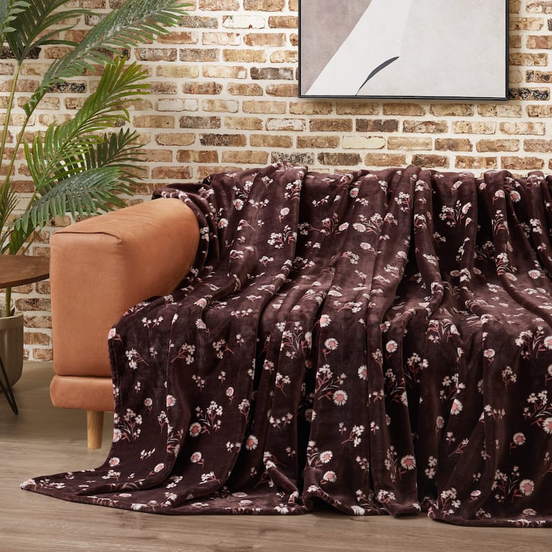 Lucky Brand Daisy Plush Throw Blanket