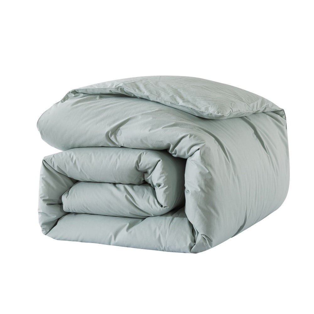 Royal Velvet Tufted Down Alternative Comforter