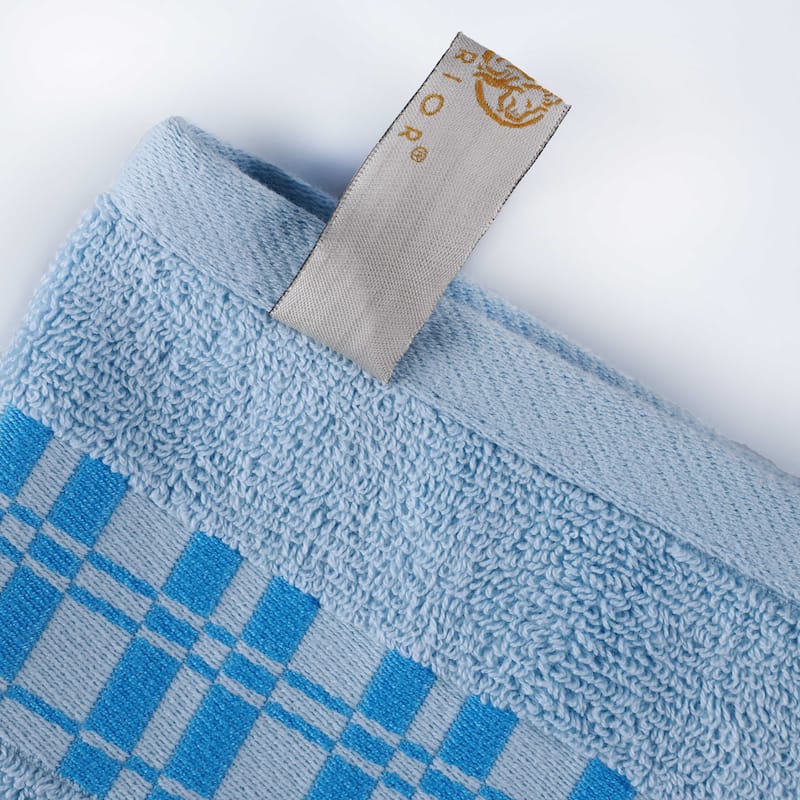 Superior Larissa Cotton Embroidered Geometric Border Bath Towel Set of 4