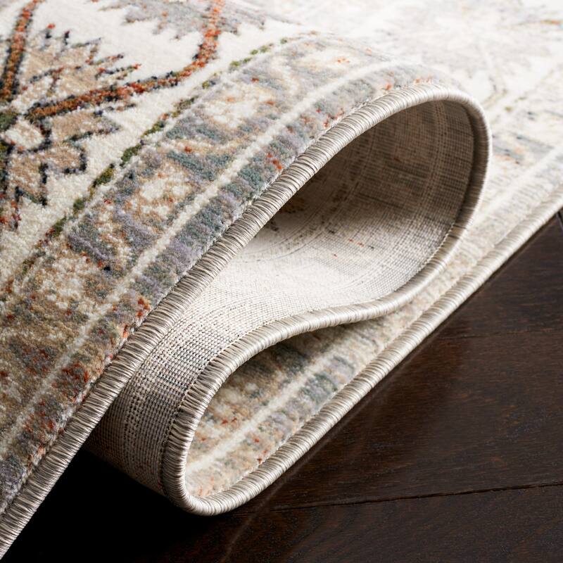 SAFAVIEH Vintage Persian Cecilia Rug