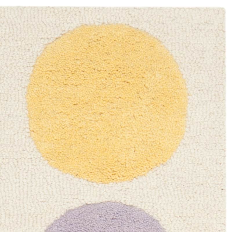 SAFAVIEH Handmade Kids Babeth Wool Rug