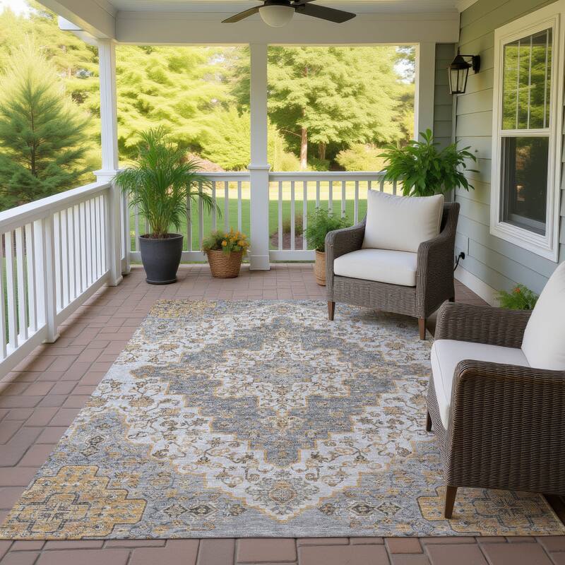 Machine Washable Indoor/ Outdoor Traditional Karachy Chantille Rug - Silver - 3' x 5'