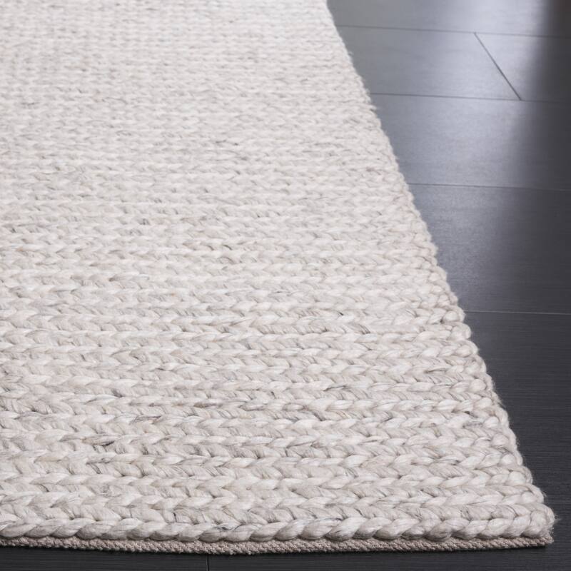 SAFAVIEH Handmade Natura Chisako Transitional Wool Rug