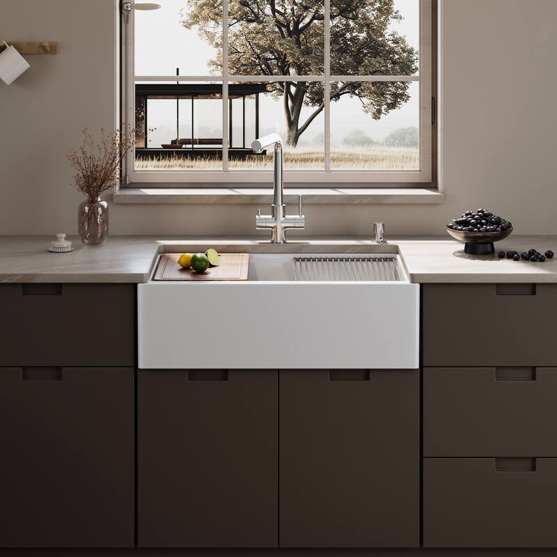 HOROW 33 in. Farmhouse Single Bowl White Ceramic Kitchen Sink with Front Apron, Workstation, Bottom Grid and Strainer