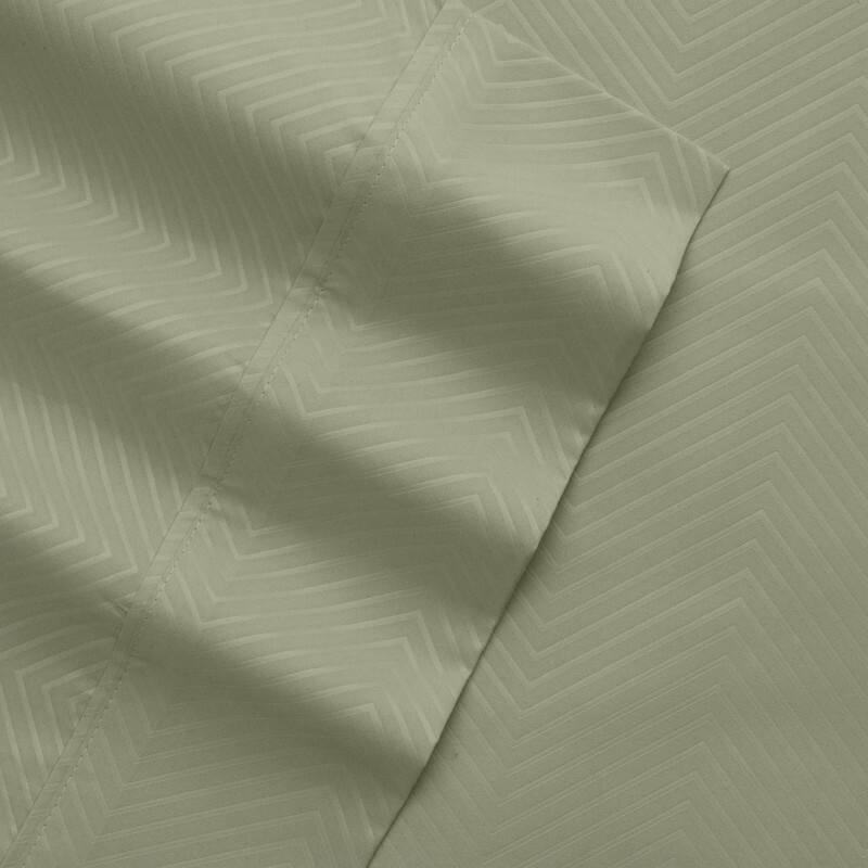 Becky Cameron Chevron 4-piece Deep Pocket Bed Sheet Set