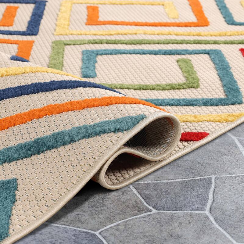 Superior Ares Modern Geometric Diamond Indoor Outdoor Area Rug