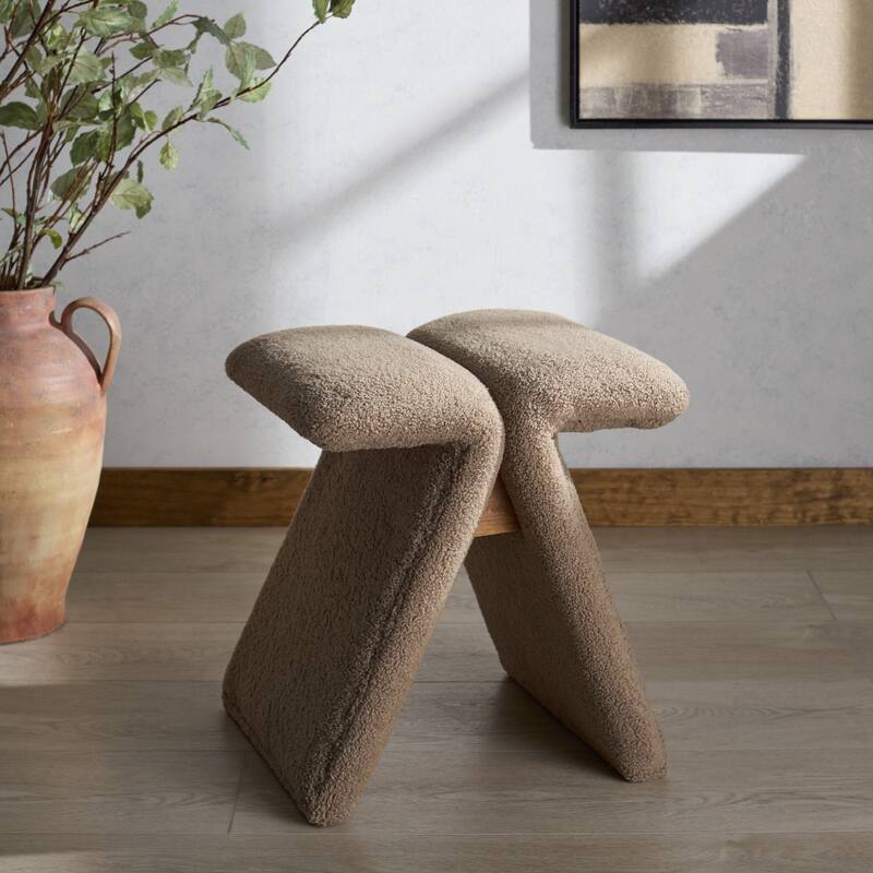 SAFAVIEH Couture Tessabella Teddy Fabric Ottoman