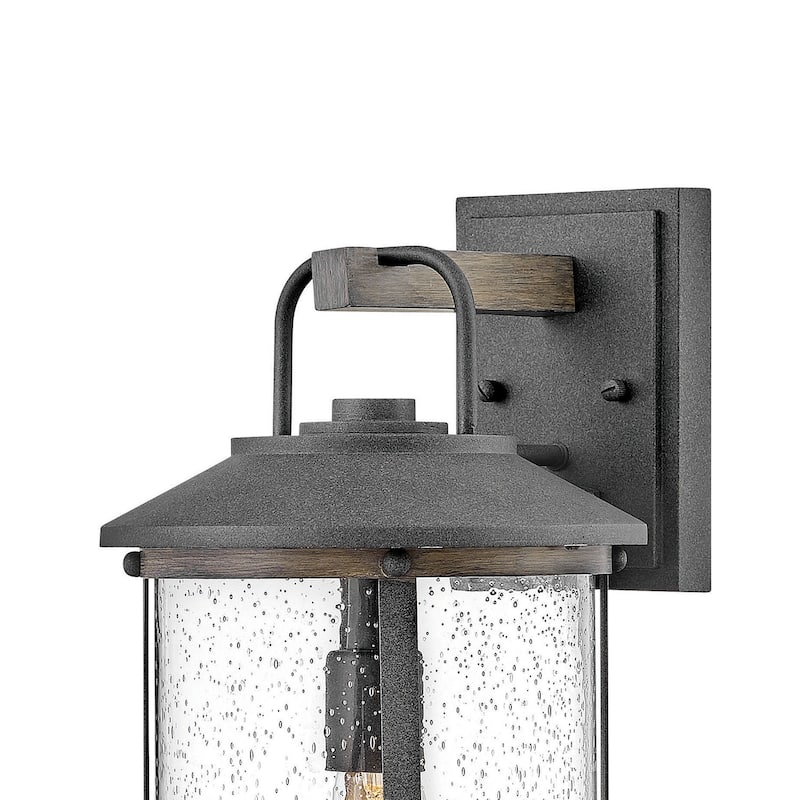 Hinkley Lighting Lakehouse 1 Light 12v 4w 17" Tall Open Air Outdoor