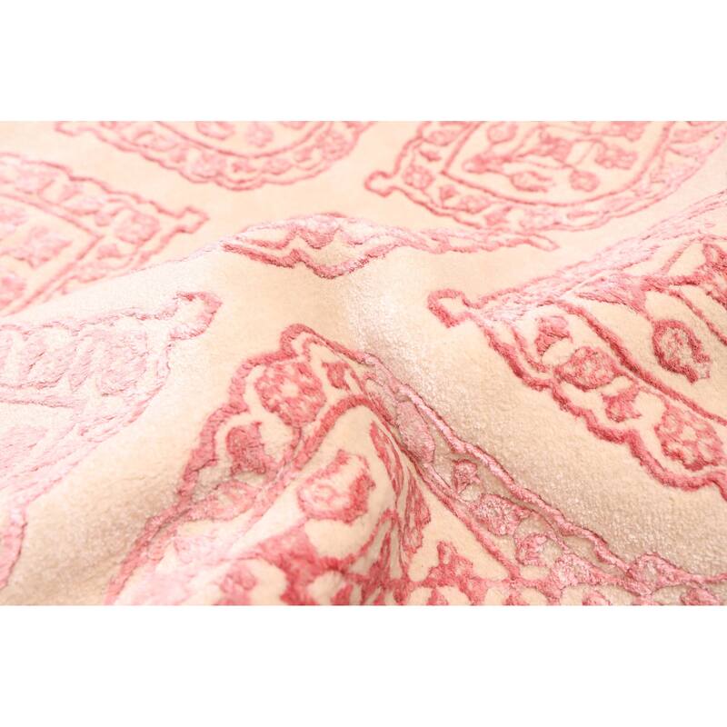 ECARPETGALLERY Hand-knotted Mirzapur Dark Pink, Ivory Silk, Wool Rug - 5'7 x 7'10