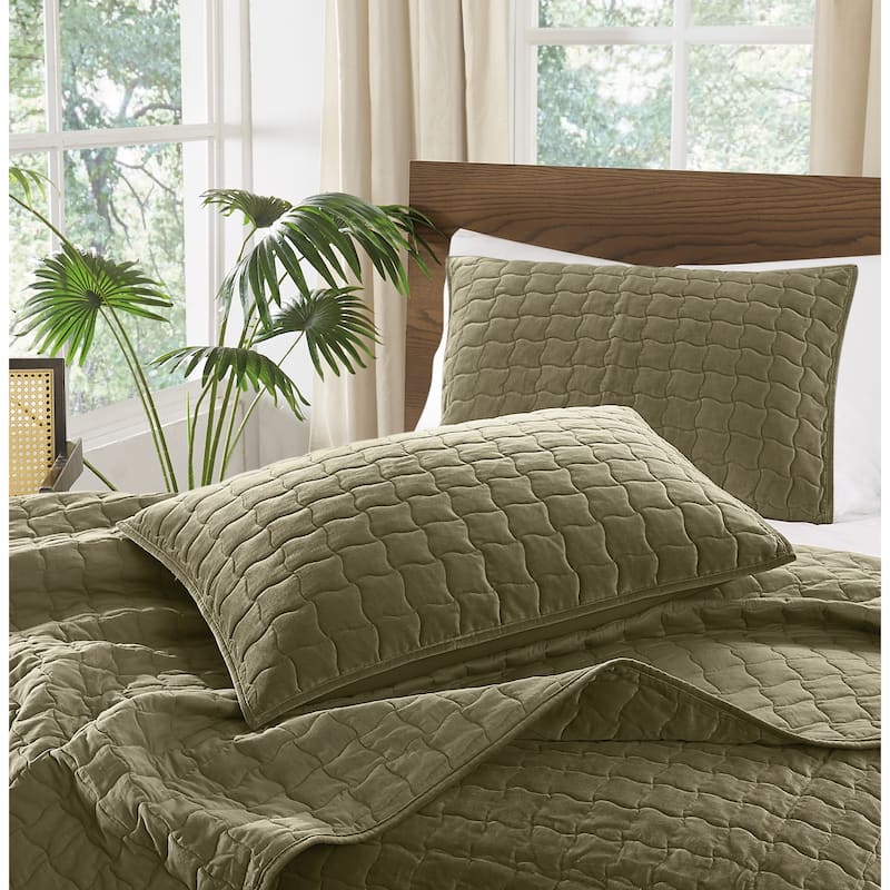 Brooklyn Loom Matte Cotton Velvet Wavy Square Quilt Set