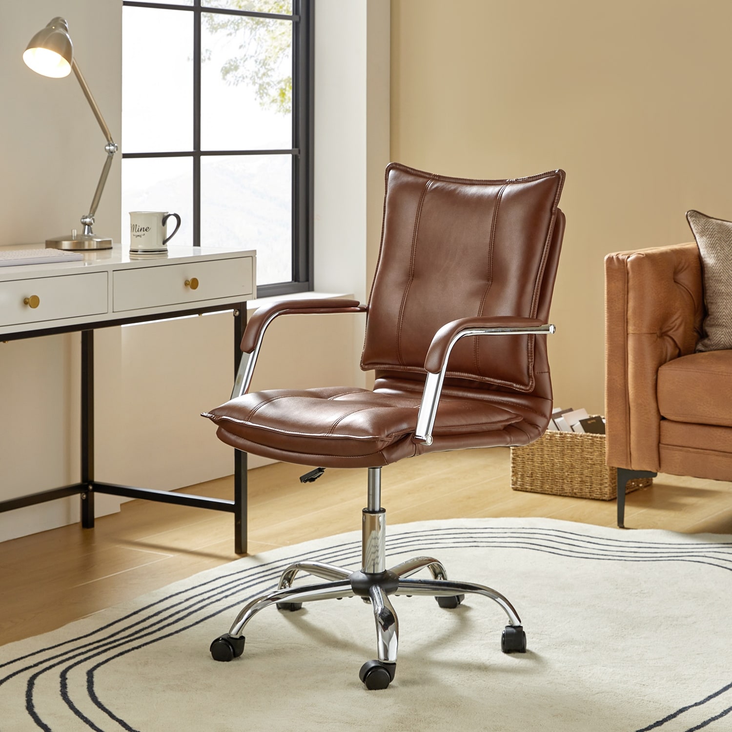 Dwight luxury office chair 2025