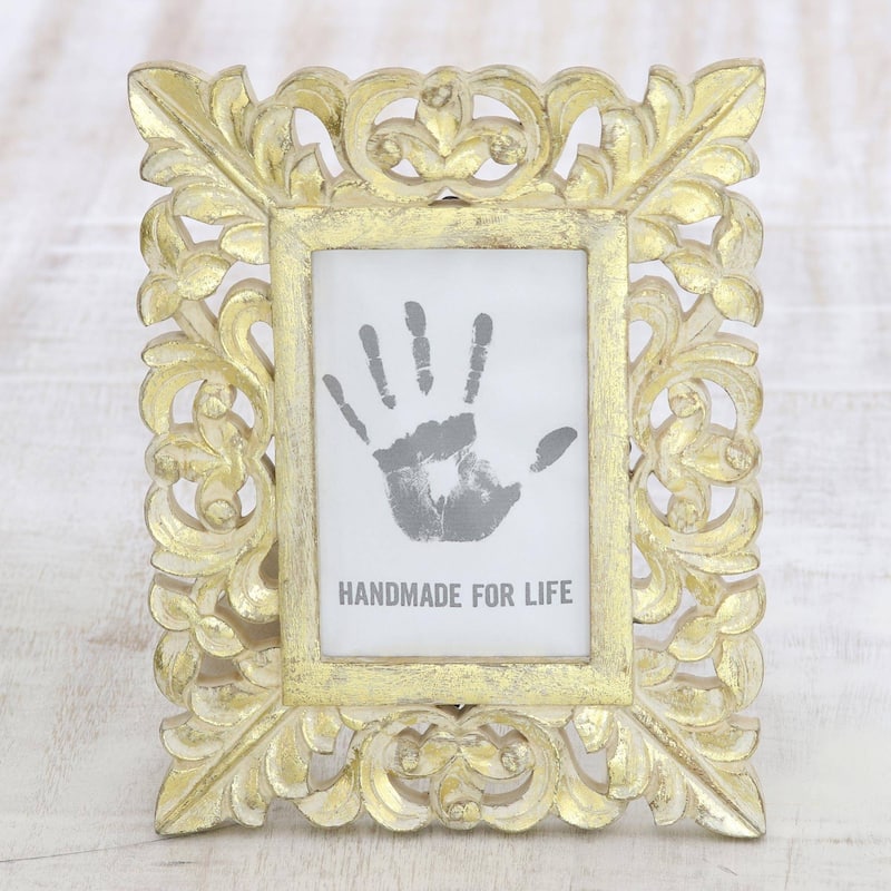 Novica Handmade Golden Leaves Wooden Photo Frame (4X6)