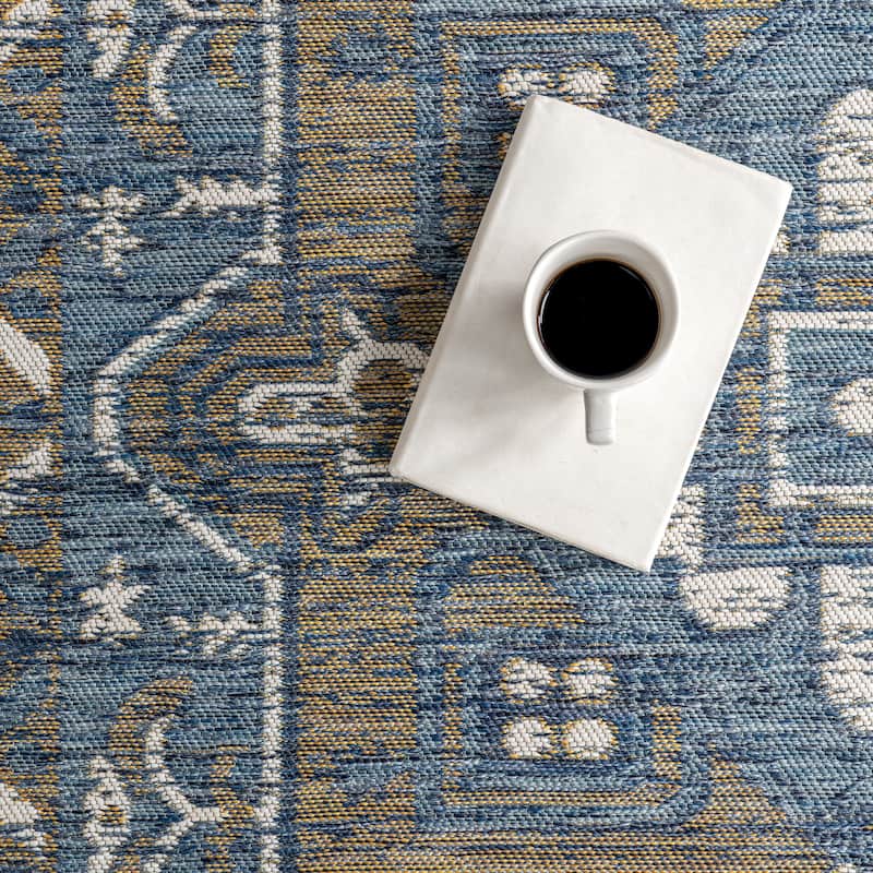 Nuloom Jamie Indoor/Outdoor Reversible Area Rug