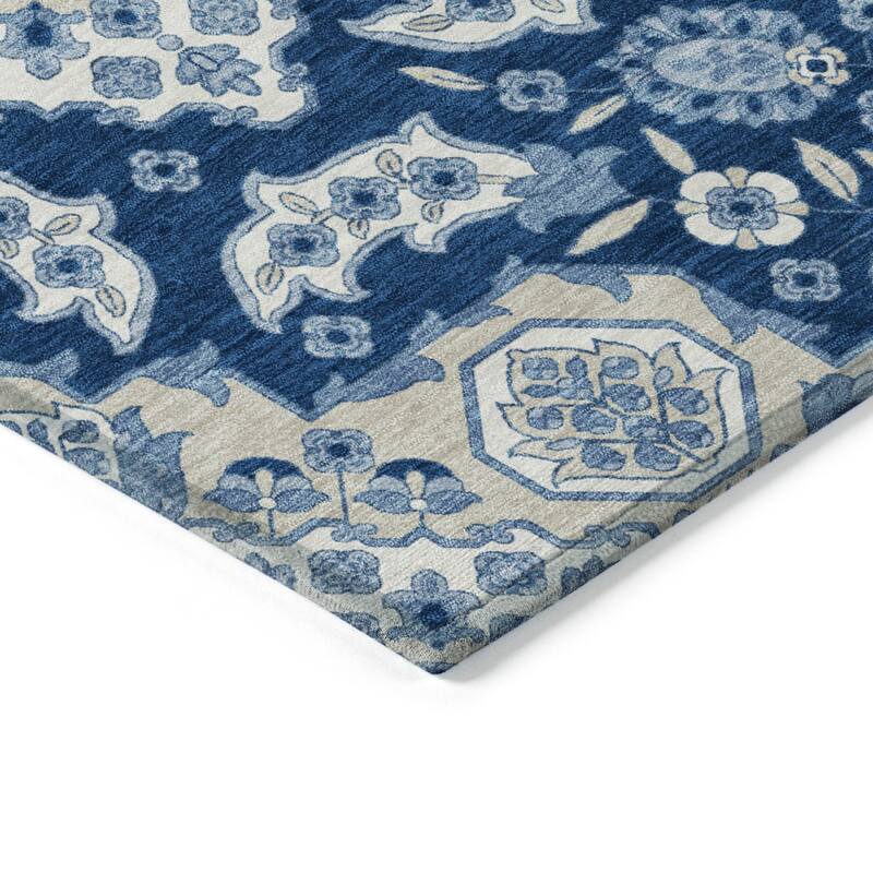 HomeRoots Medallion Traditional Rectangle Outdoor Rug