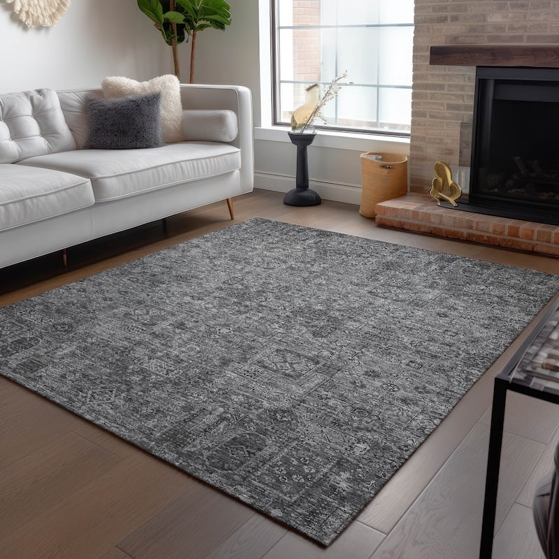 Machine Washable Indoor/ Outdoor Chantille Vintage Traditional Rug