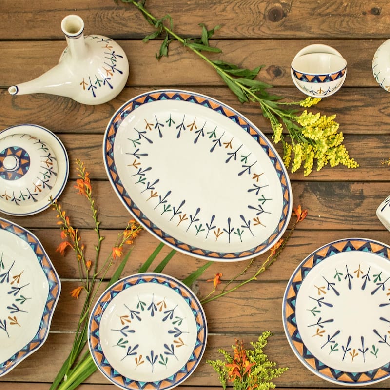 Novica Handmade Antigua Breeze Ceramic Oval Platter (14 Inch)