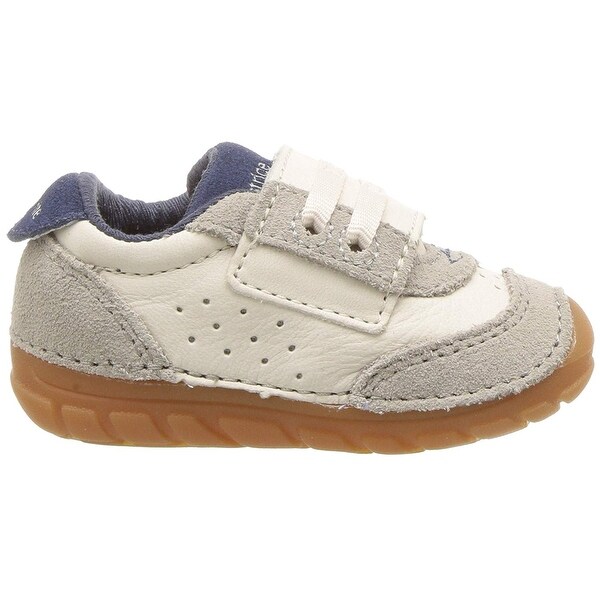 stride rite wyatt sneaker