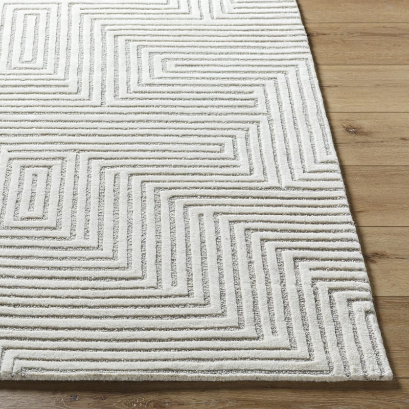 Livabliss Brook Geometric Area Rug