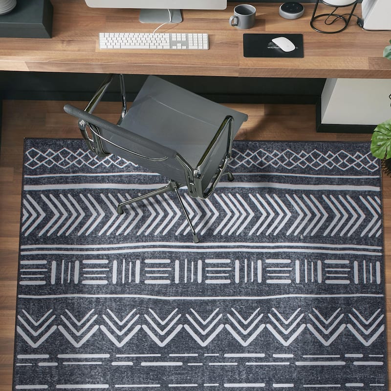 Contemporary Geometric Bohemian Machine Washable Area Rug